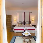 Hotell De 4*
