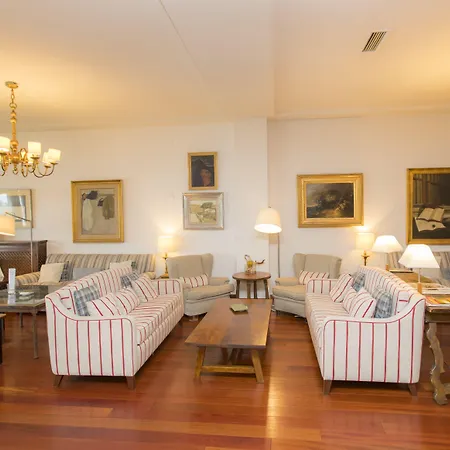 De 4* ריבאדאו