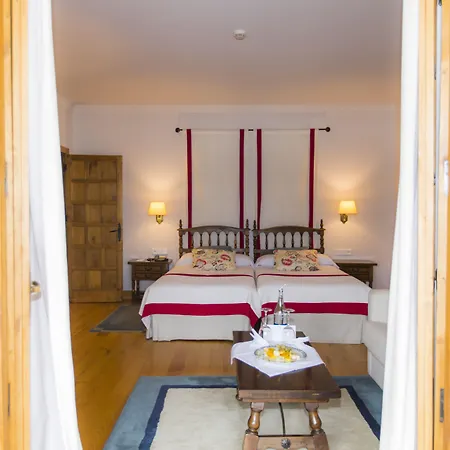 Hotel De 4*
