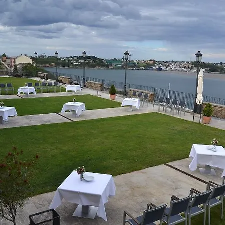 De 4* Ribadeo