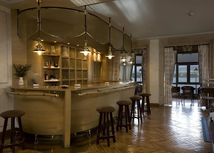 Ξενοδοχείο De 4*